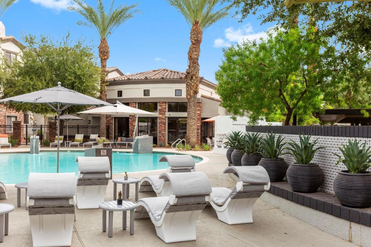 Cozysuites Glendale By The Stadium With Pool 06 Buitenkant foto